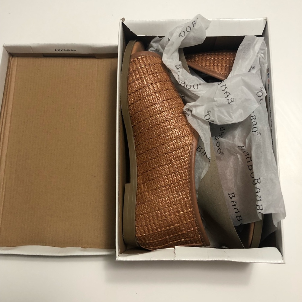 NIB Bamboo Hippie tan open side sandal (7.5) - Picture 2 of 8